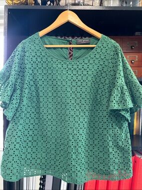 Lane Bryant Emerald Green Eyelet Ruffle Sleeve Top